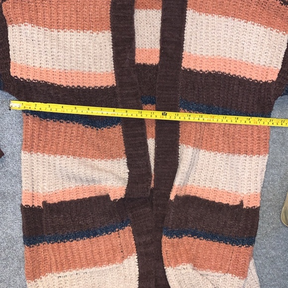 Knit Cardigan from American Eagle. NWT! - Picture 7 of 8